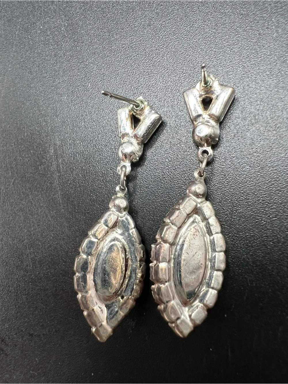 Vtg Red Rhinestone Dangle Earrings Silver Tone Marquise Glass Stones Art Deco